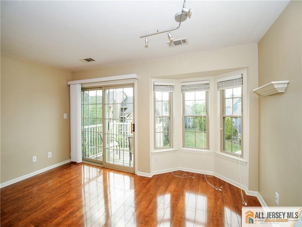 39 Lear Court - Photo 3