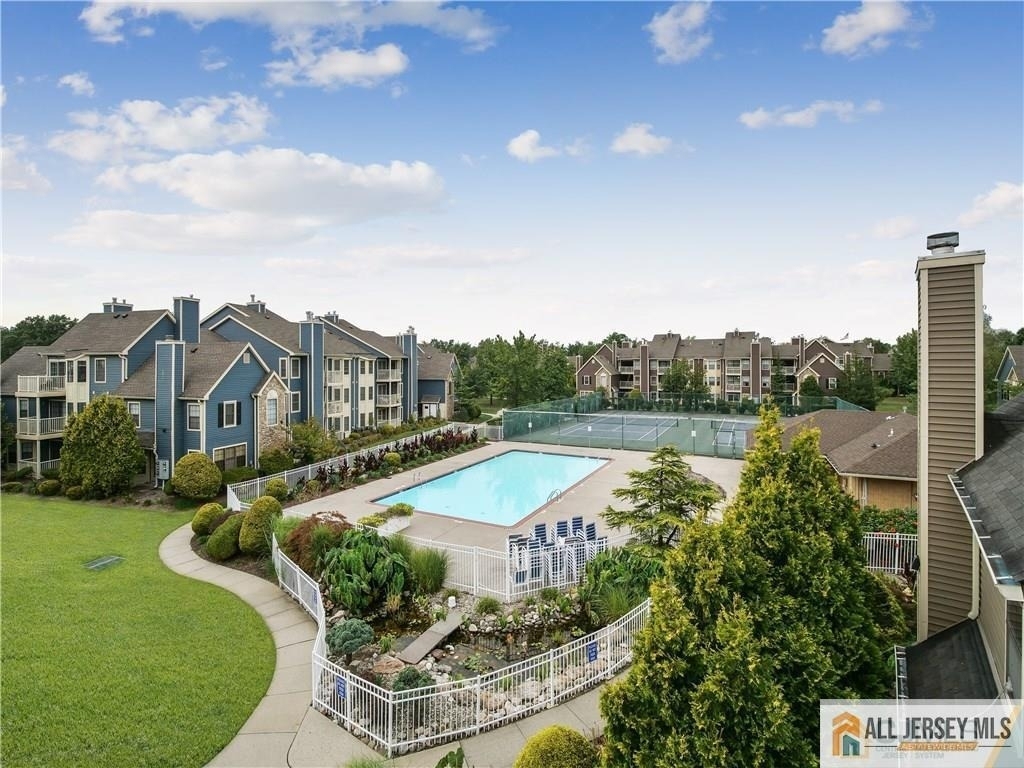 39 Lear Court - Photo 10