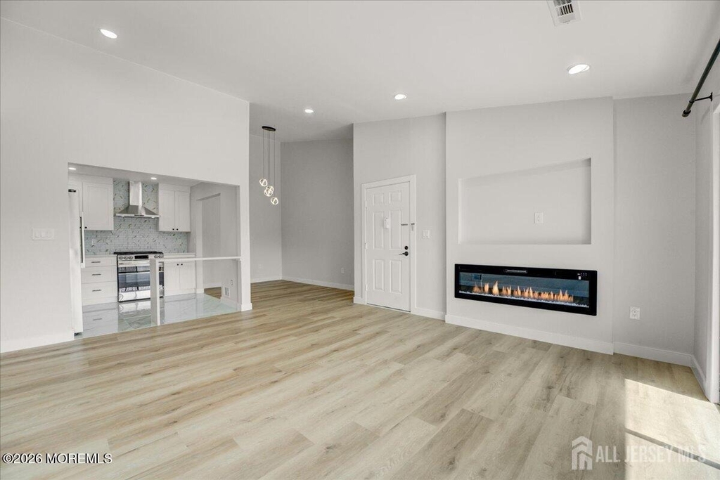 341 Danbury Lane - Photo 6