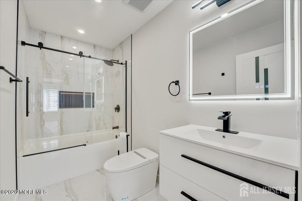 341 Danbury Lane - Photo 16