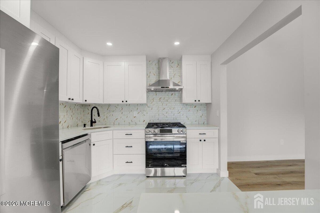 341 Danbury Lane - Photo 9