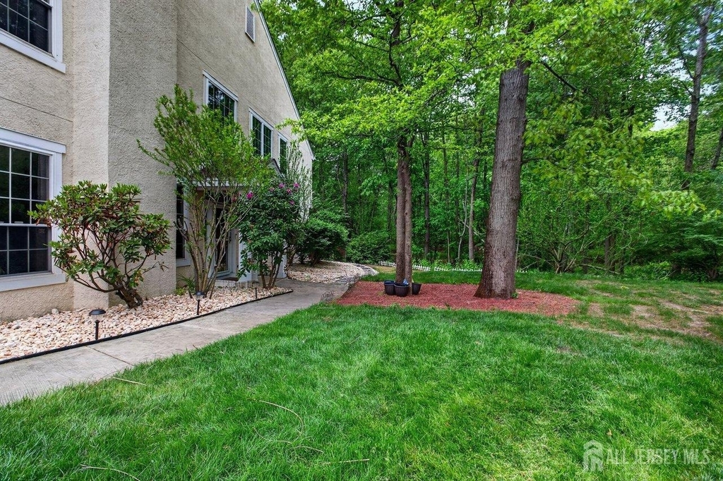 64 Ashford Drive - Photo 1
