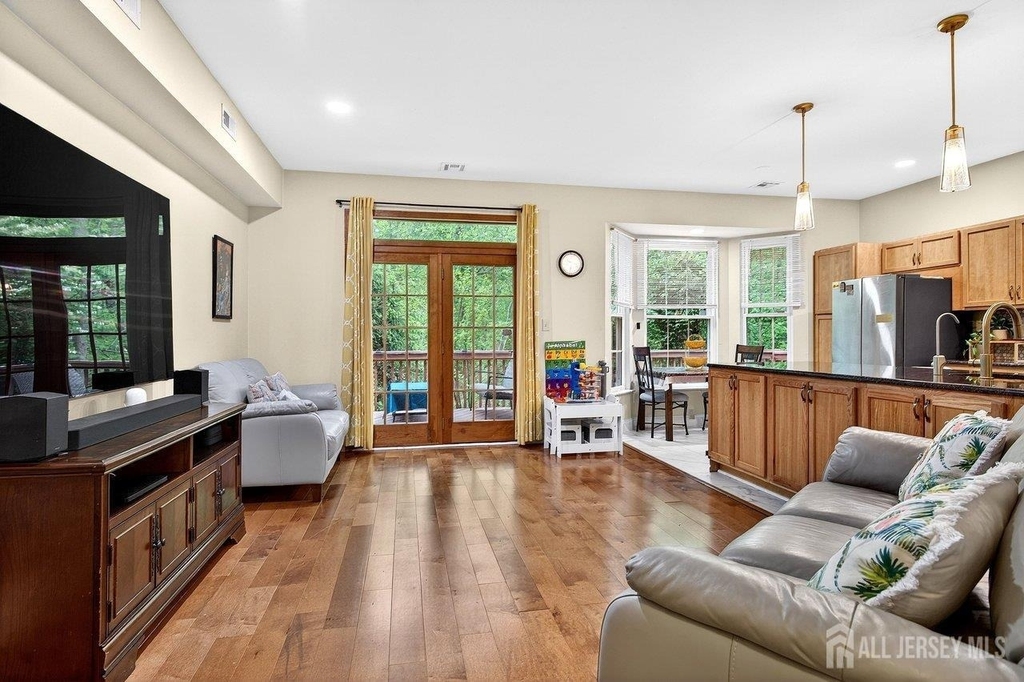64 Ashford Drive - Photo 6