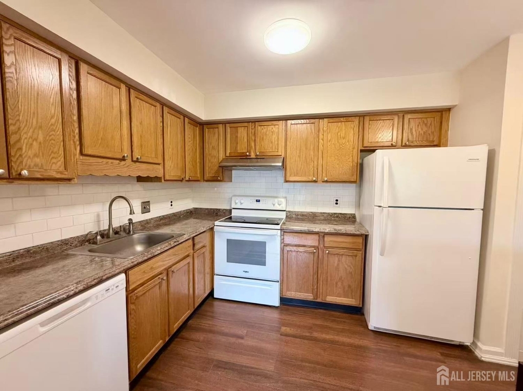 1306 Sayre Drive - Photo 17