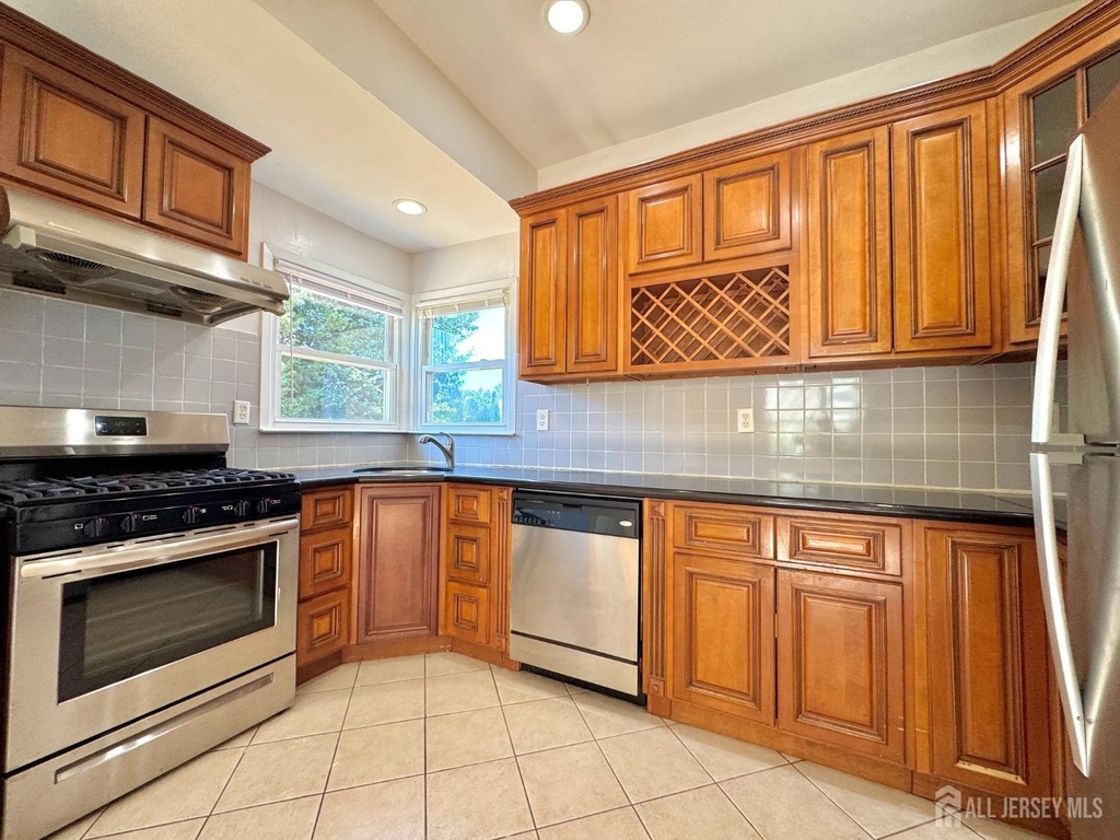 69 Mercer Street - Photo 3