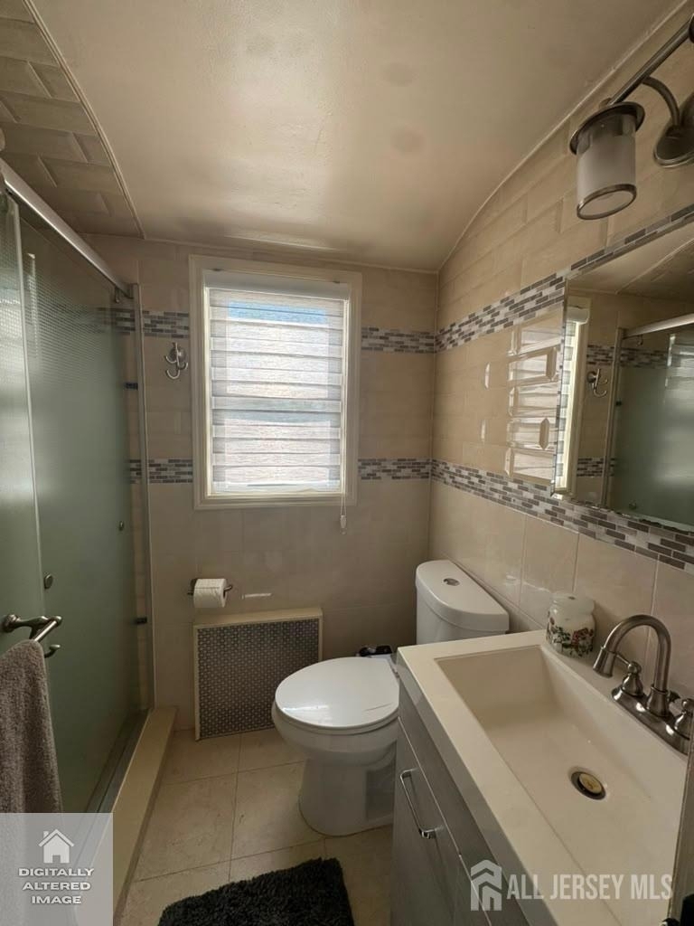 329 Ford Ave Avenue - Photo 18