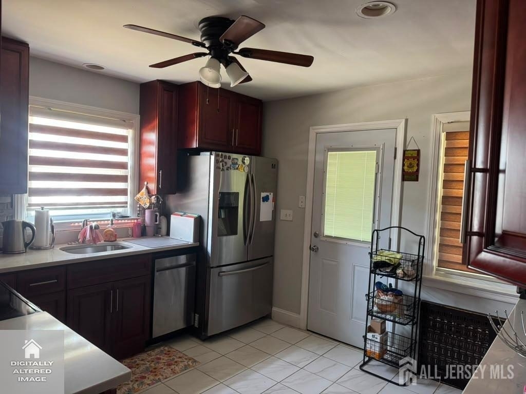 329 Ford Ave Avenue - Photo 8
