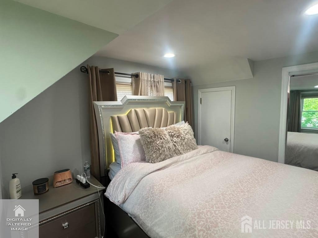 329 Ford Ave Avenue - Photo 13