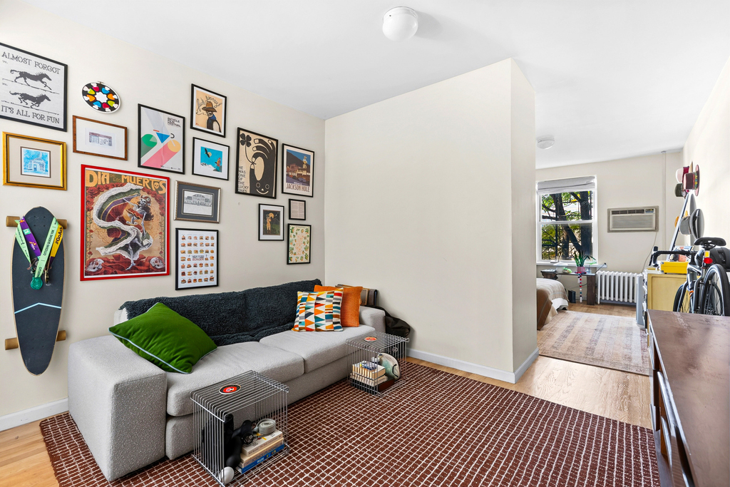 123 Guernsey Street - Photo 3