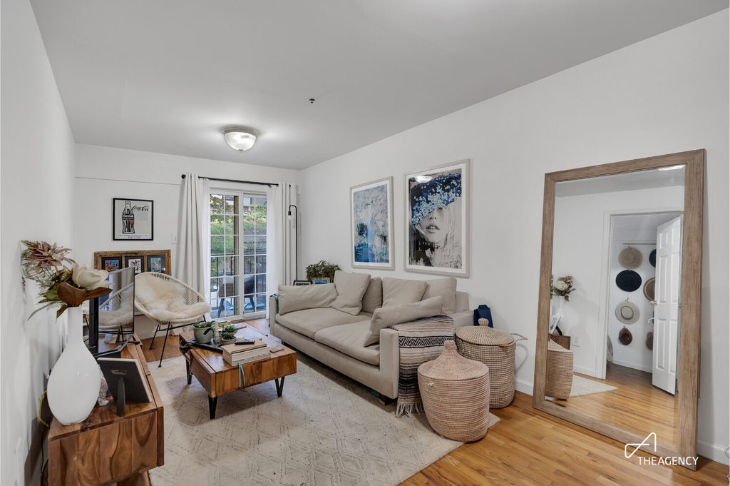 242 W 21st Street - Photo 0
