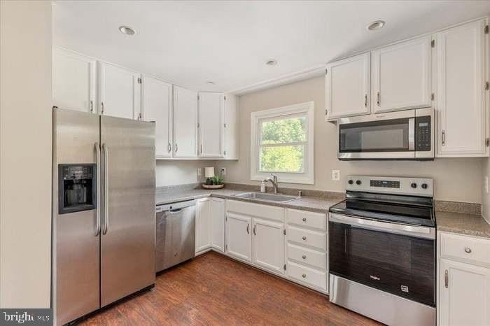 8201 Morningside Drive - Photo 8