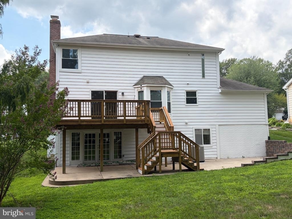 12805 Valleyhill Street - Photo 3