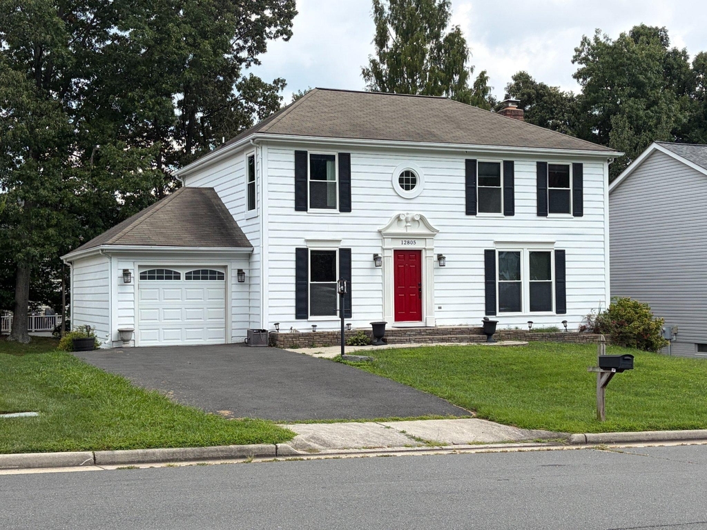 12805 Valleyhill Street - Photo 0