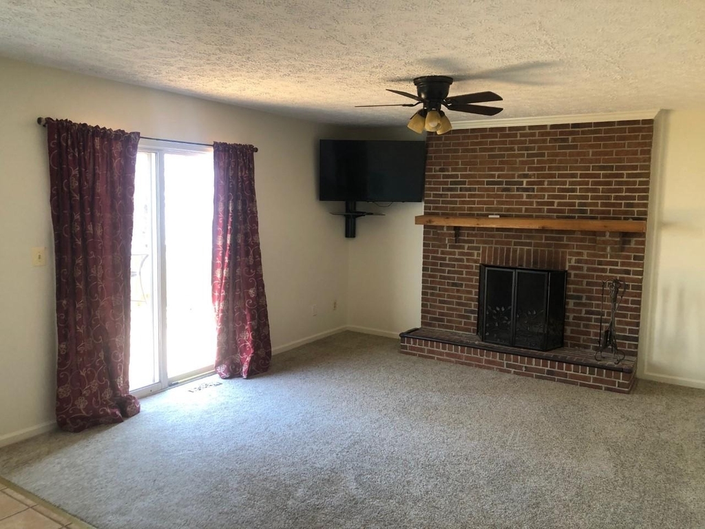 12805 Valleyhill Street - Photo 7