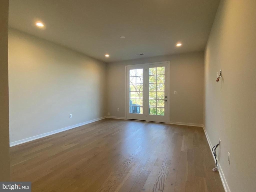 22274 Rivanna Shore Ter - Photo 4