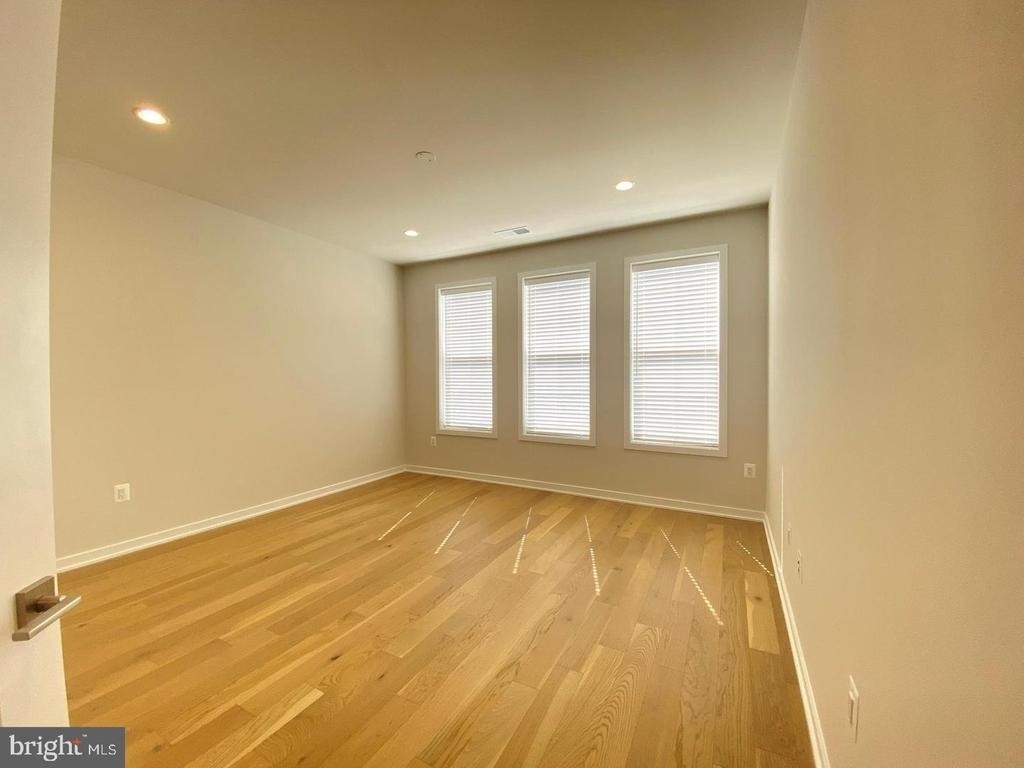 22274 Rivanna Shore Ter - Photo 24