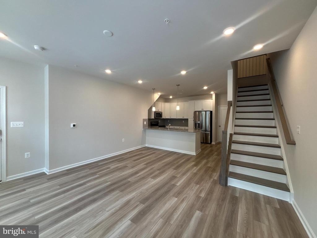 42635 Darala Drive - Photo 2