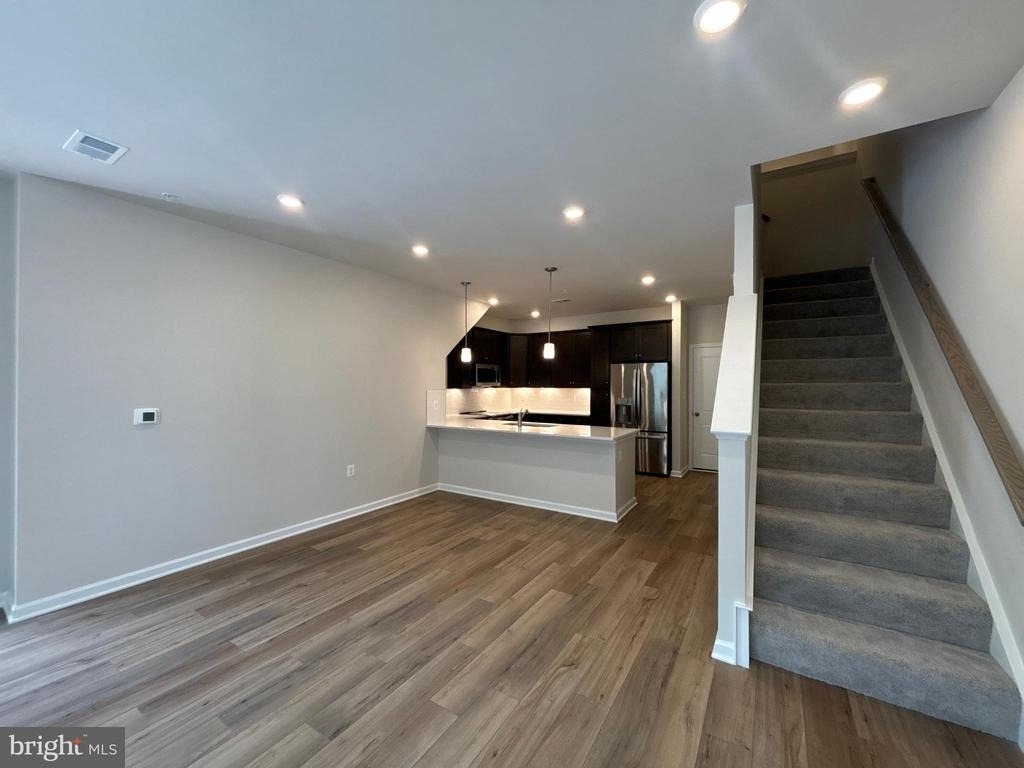 42639 Darala Drive - Photo 3