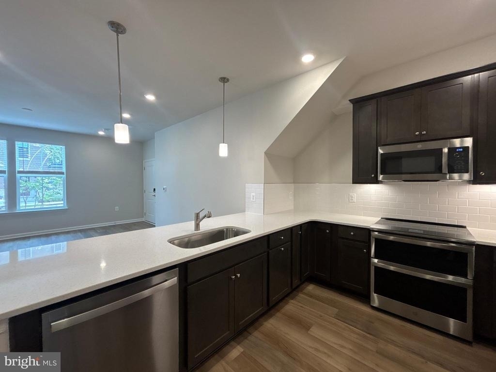 42639 Darala Drive - Photo 7