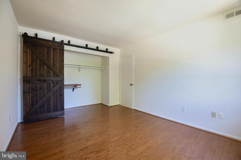 1643 Parkcrest Circle - Photo 16