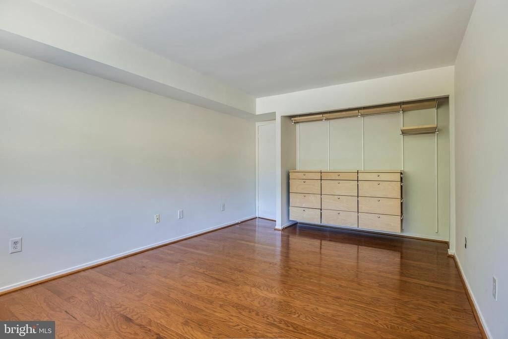 1643 Parkcrest Circle - Photo 14