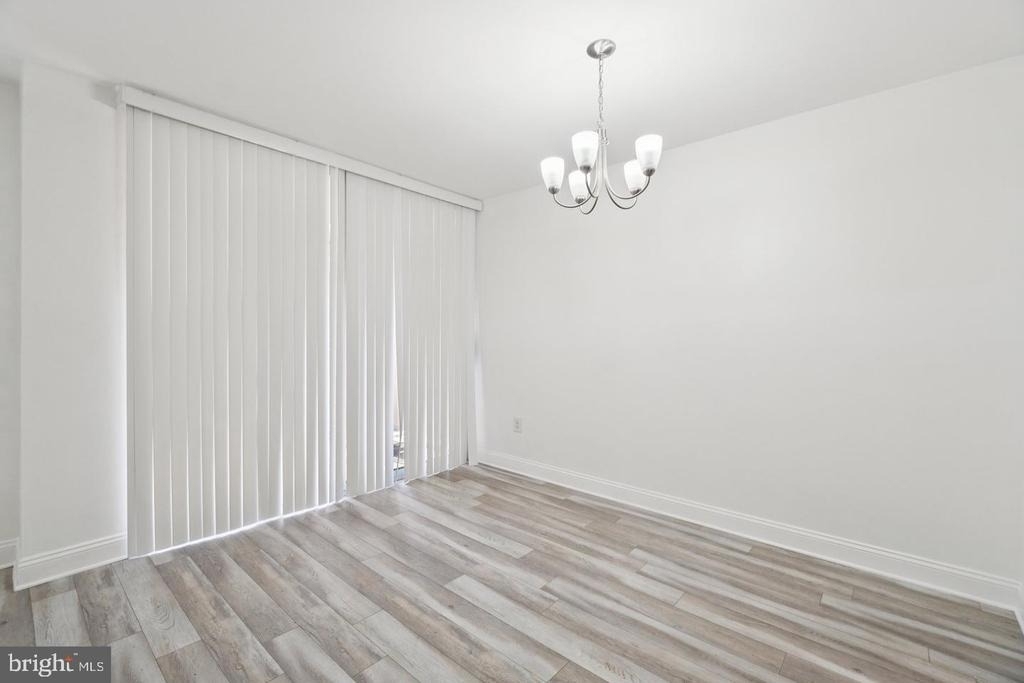 2059 Huntington Avenue - Photo 8