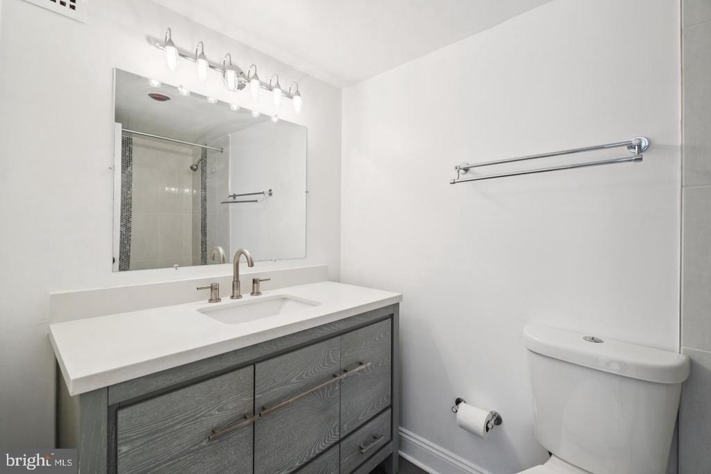 2059 Huntington Avenue - Photo 28