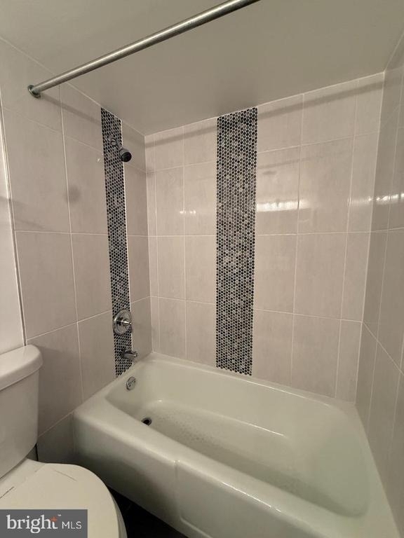 2059 Huntington Avenue - Photo 21