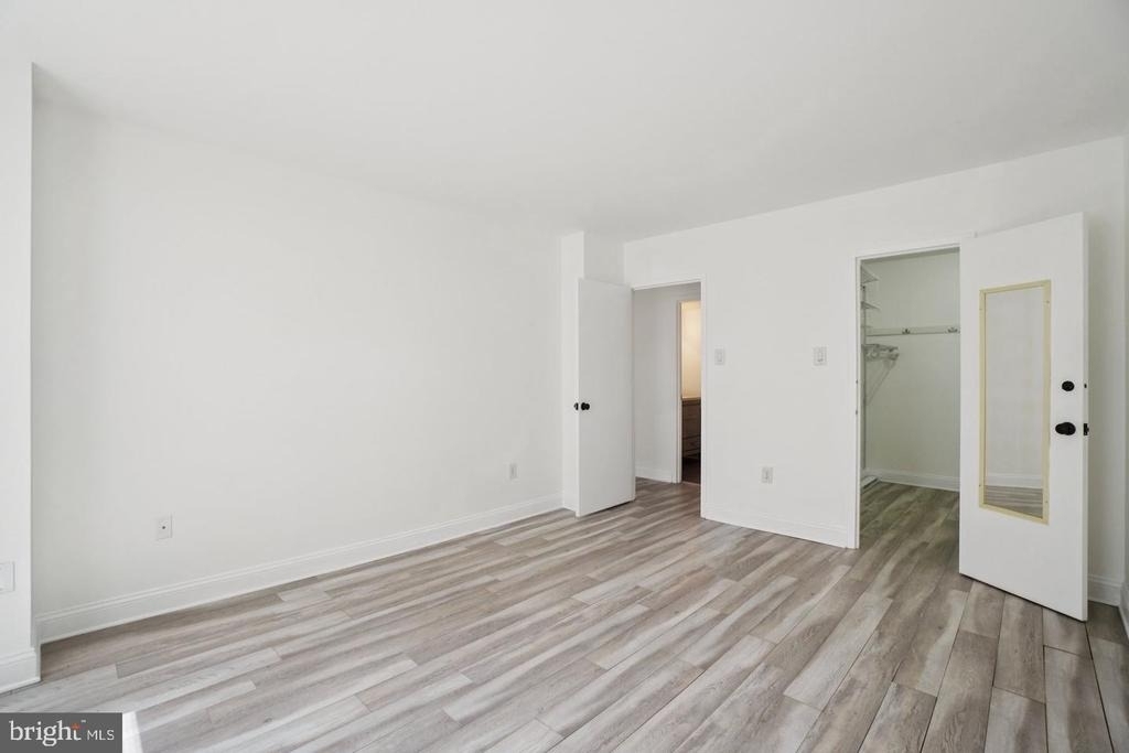 2059 Huntington Avenue - Photo 24