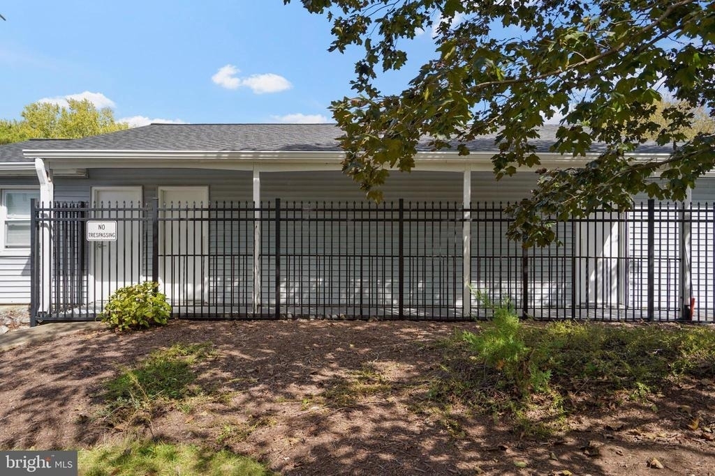 6351 Rockshire Street - Photo 33