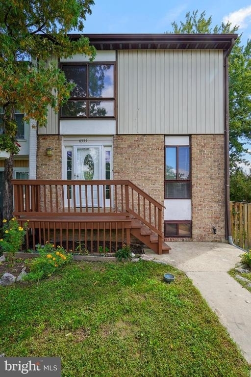 6351 Rockshire Street - Photo 2