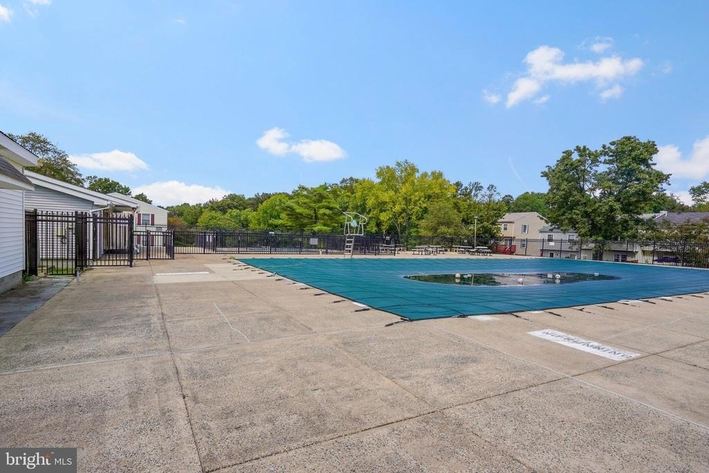 6351 Rockshire Street - Photo 32