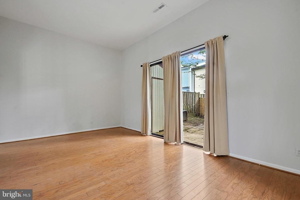 6351 Rockshire Street - Photo 8