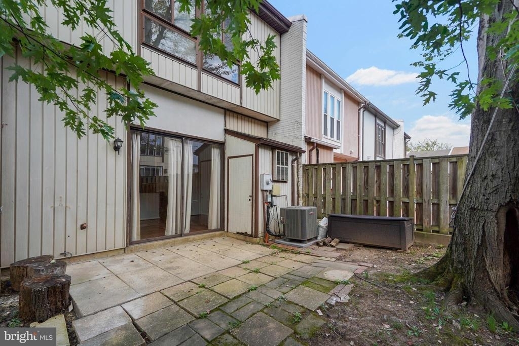 6351 Rockshire Street - Photo 28