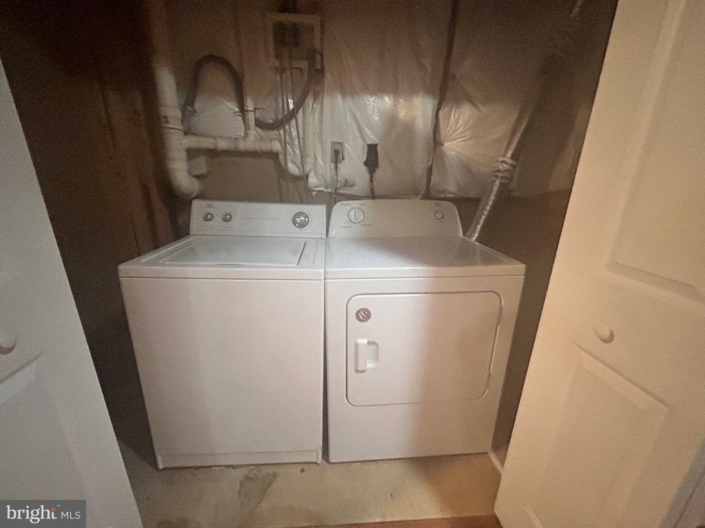 140 Lexington Court - Photo 18