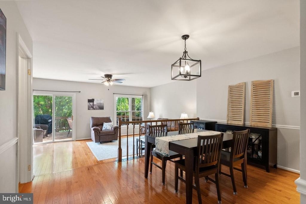 711 Acorn Court - Photo 5