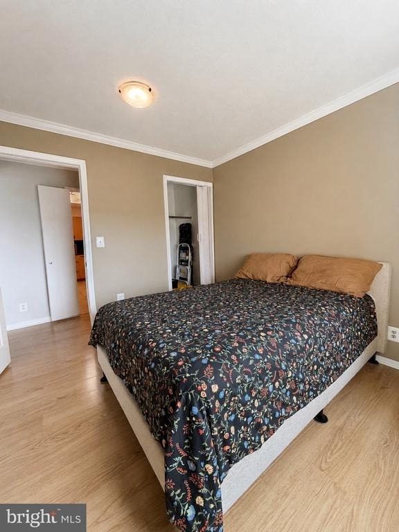 307 Yoakum Parkway - Photo 9