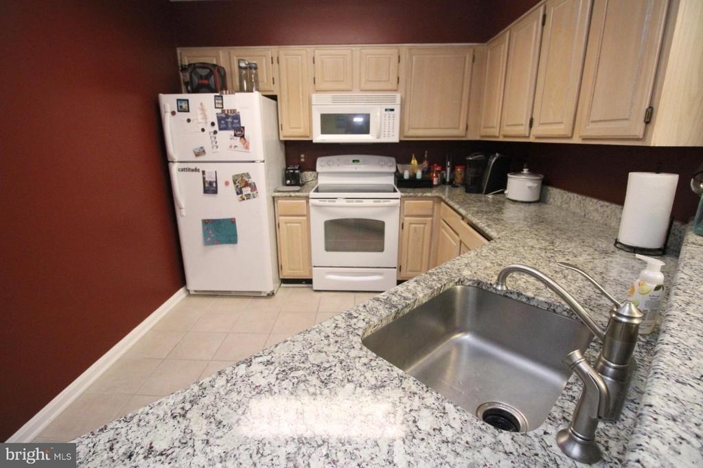 1200 Braddock Place - Photo 7