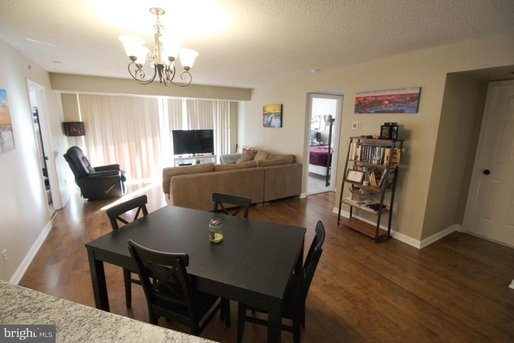 1200 Braddock Place - Photo 5