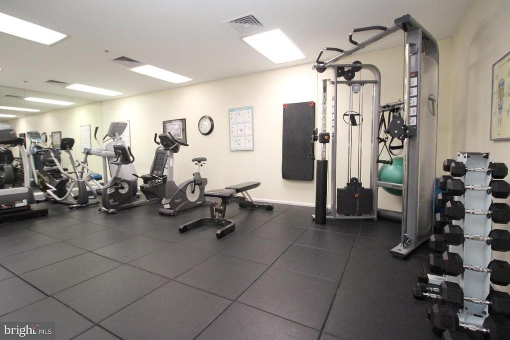 1200 Braddock Place - Photo 21