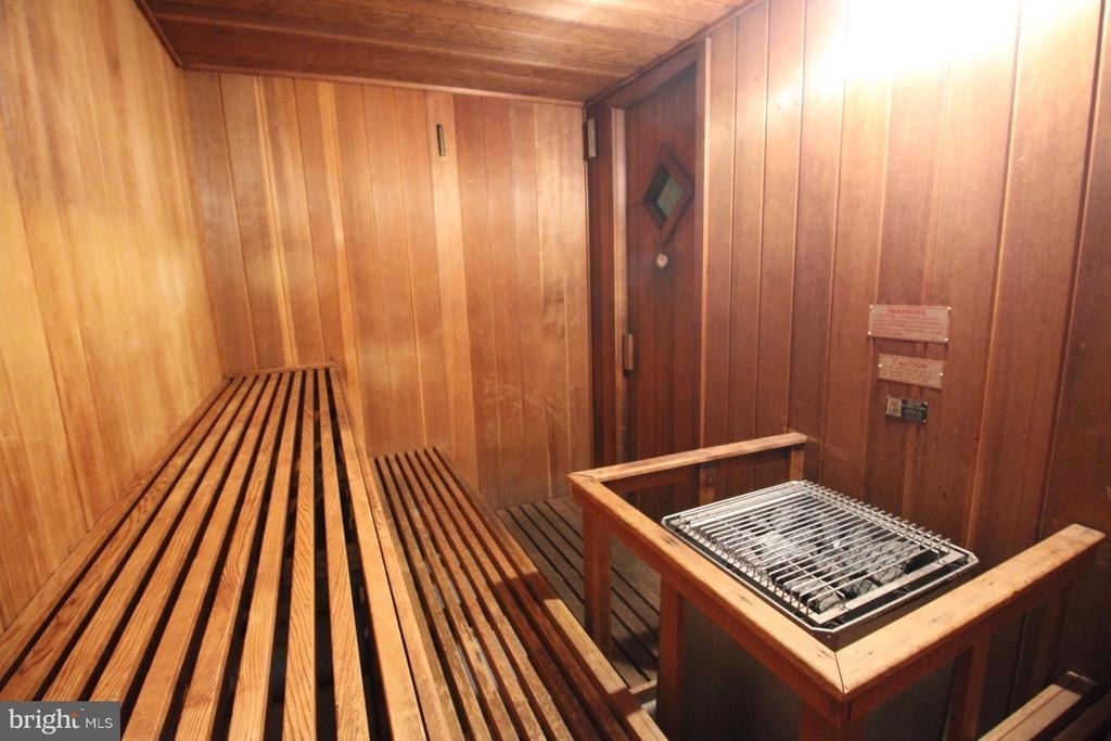 1200 Braddock Place - Photo 20