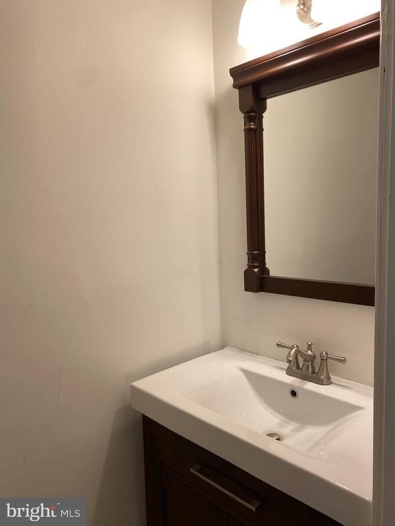 1630 W Abingdon Drive - Photo 19