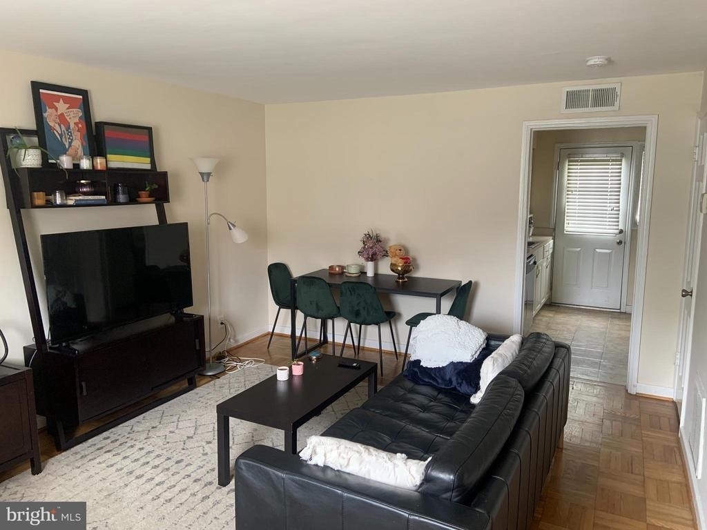 732 N Oakland Street - Photo 5