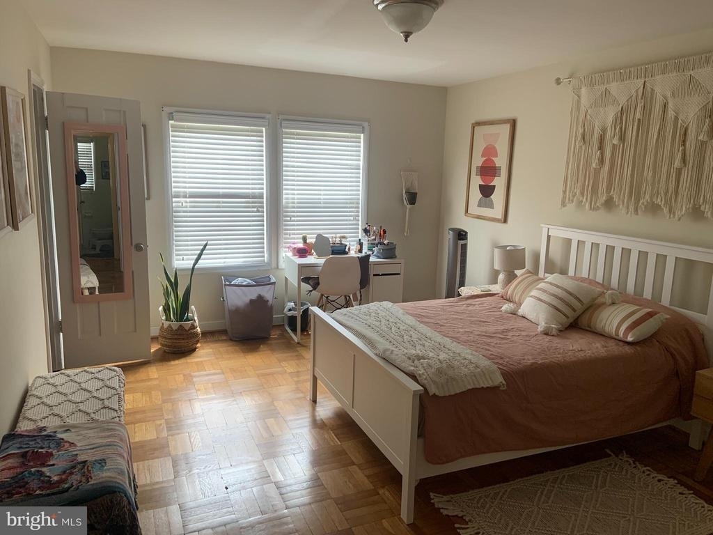732 N Oakland Street - Photo 10