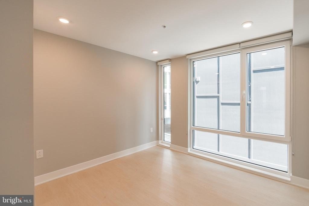 6604 Ridge Avenue - Photo 6