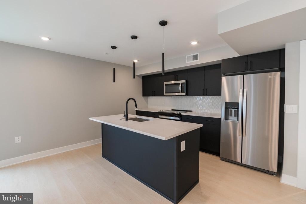 6604 Ridge Avenue - Photo 4