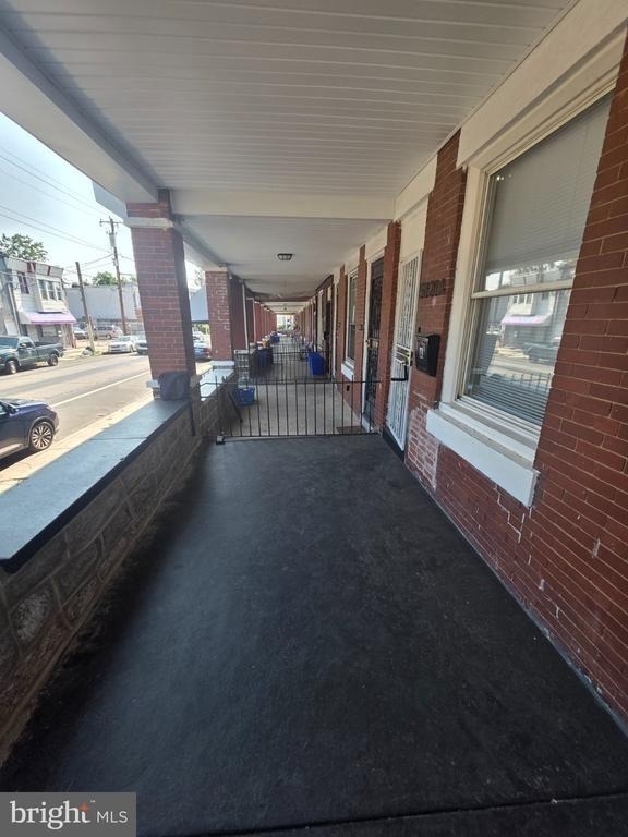 5820 Lansdowne Avenue - Photo 29