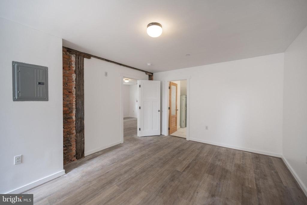 711 W Thompson Street - Photo 6