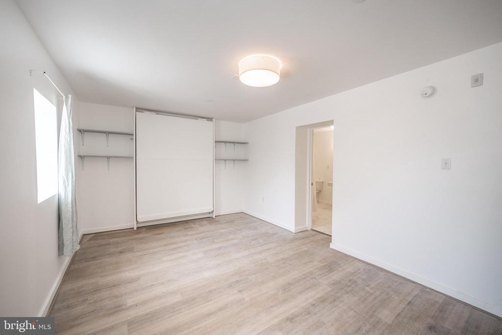711 W Thompson Street - Photo 11