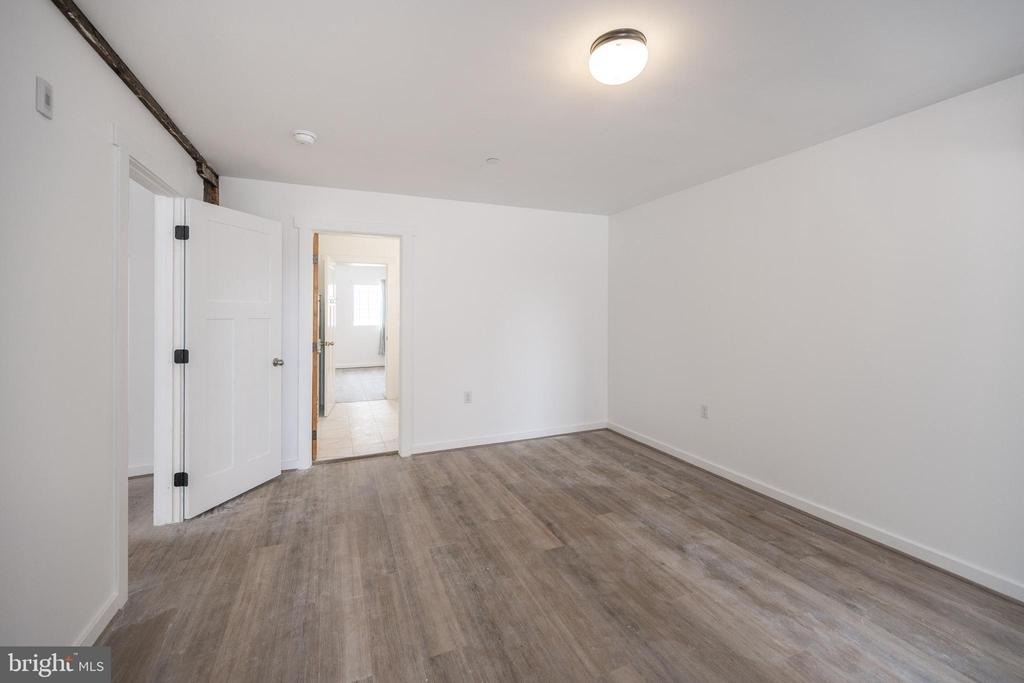 711 W Thompson Street - Photo 7